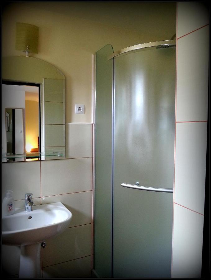Cazare La Troita Hotel Feketehalom Szoba fotó